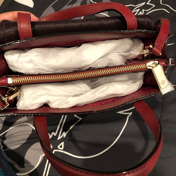$429 Kate Spade Purse in small zarinah hyde place - Picture 4 of 8
